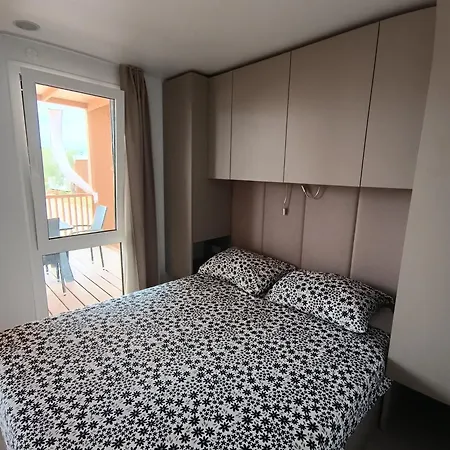 Mobile مكان تخييم دراغ